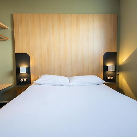 B&B Hotel Bordeaux Merignac Aeroport Bagian luar foto