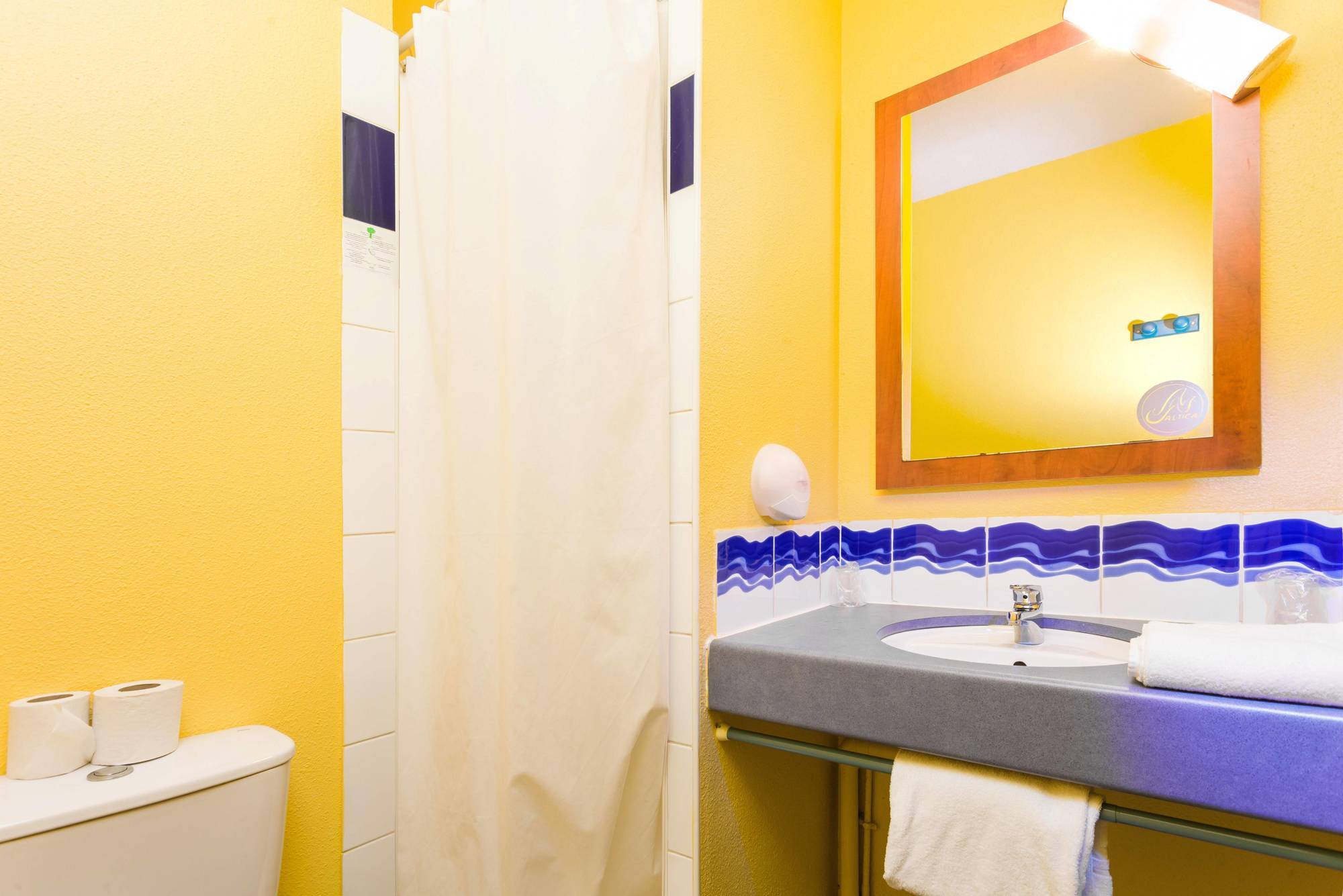 B&B Hotel Bordeaux Merignac Aeroport Bagian luar foto